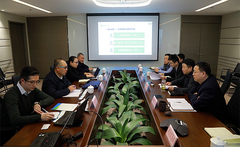 熊良虎会见中建材(北京)BC贷公司董事长泥卫东 熊良虎会见中建材(北京)BC贷公司董事长泥卫东