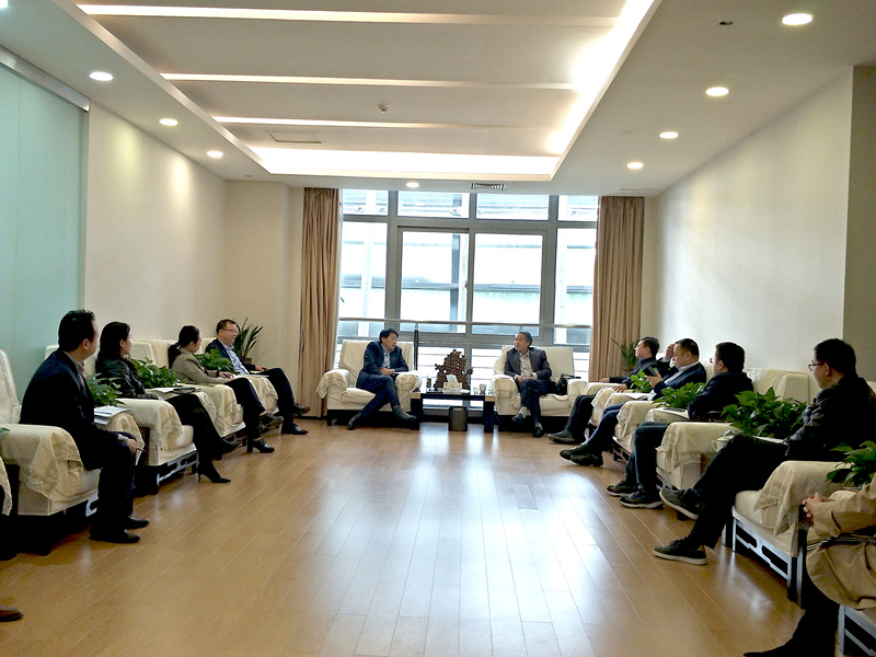 陕西BC贷集团与西安国际港务区管委会互换座谈 陕西BC贷集团与西安国际港务区管委会互换座谈