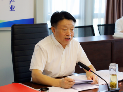 陕西BC贷集团召开党委理论进建中心组(扩大)进建会 陕西BC贷集团召开党委理论进建中心组(扩大)进建会